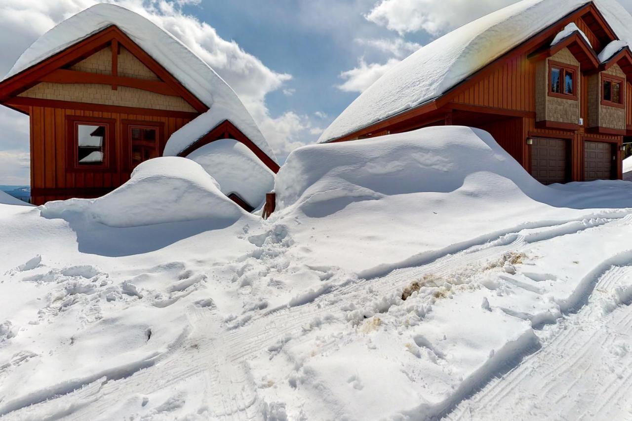 Villa Polar Peak Big White Exterior foto