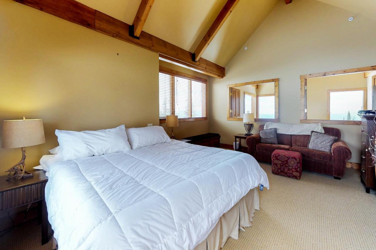 Villa Polar Peak Big White Exterior foto